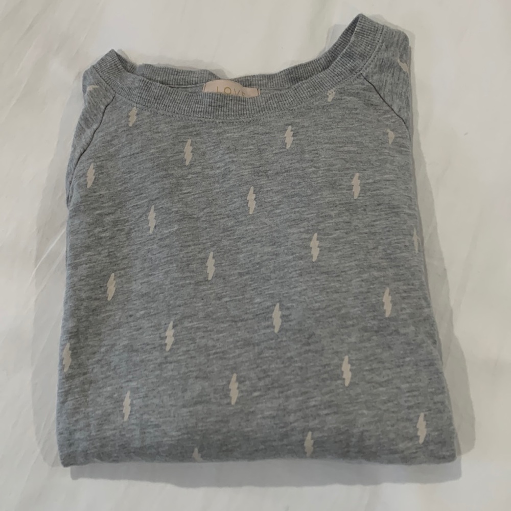 BRAND: LOVE BY GAP — SIZE SMALL — GREY PAJAMA OR DAY SHIRT WITH LIGHTNING BOLT⚡️